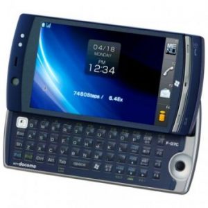 Fujitsu LOOX F-07C - the dual boot Windows 7/Symbian 